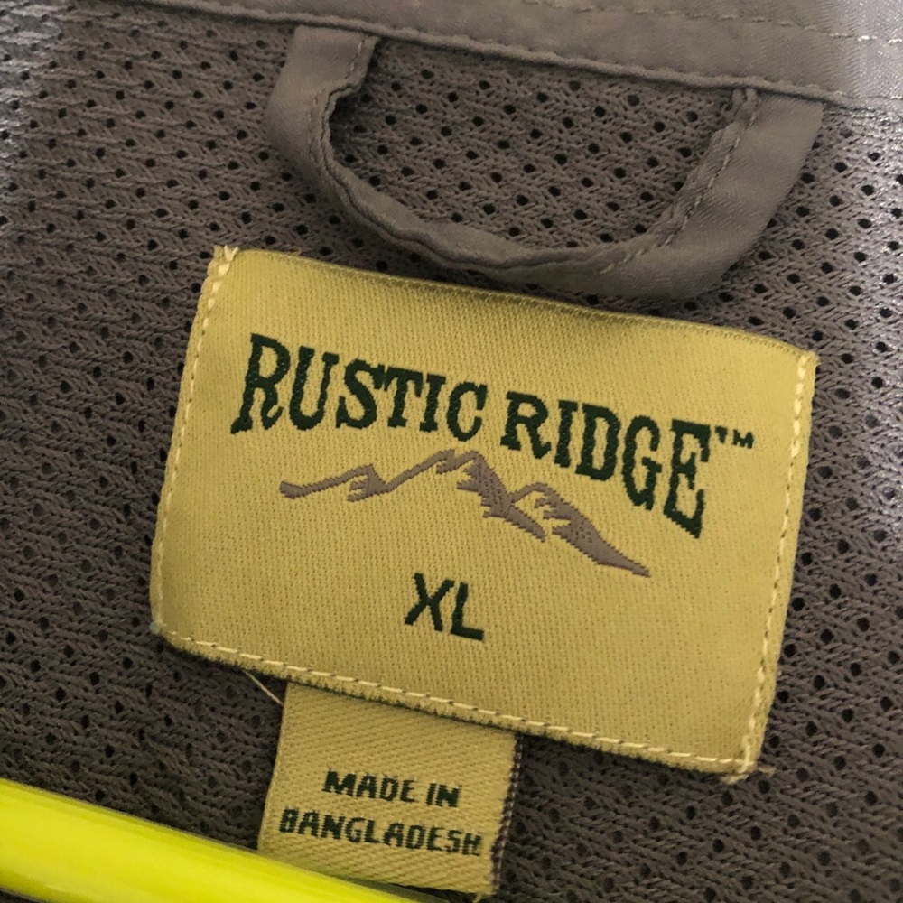 Rustic Ridge fishing shirt - Picture 2 of 2